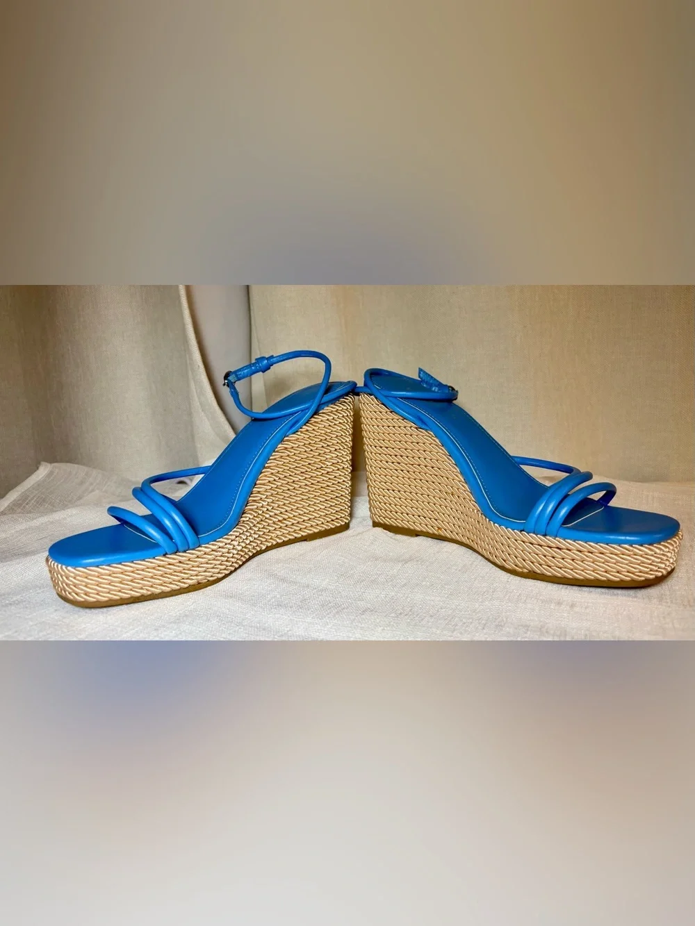 Marc Fisher Blue Strappy Platform Wedge Sandals 9M Gold Rope Resort NWOT